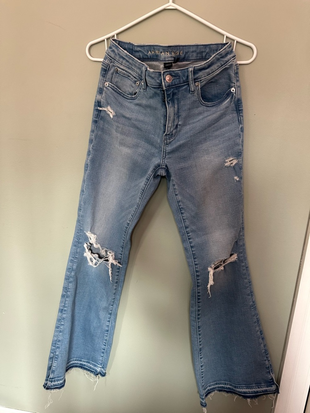 American Eagle jeans Women's Distressed Light Blue Ripped Flare Jeans